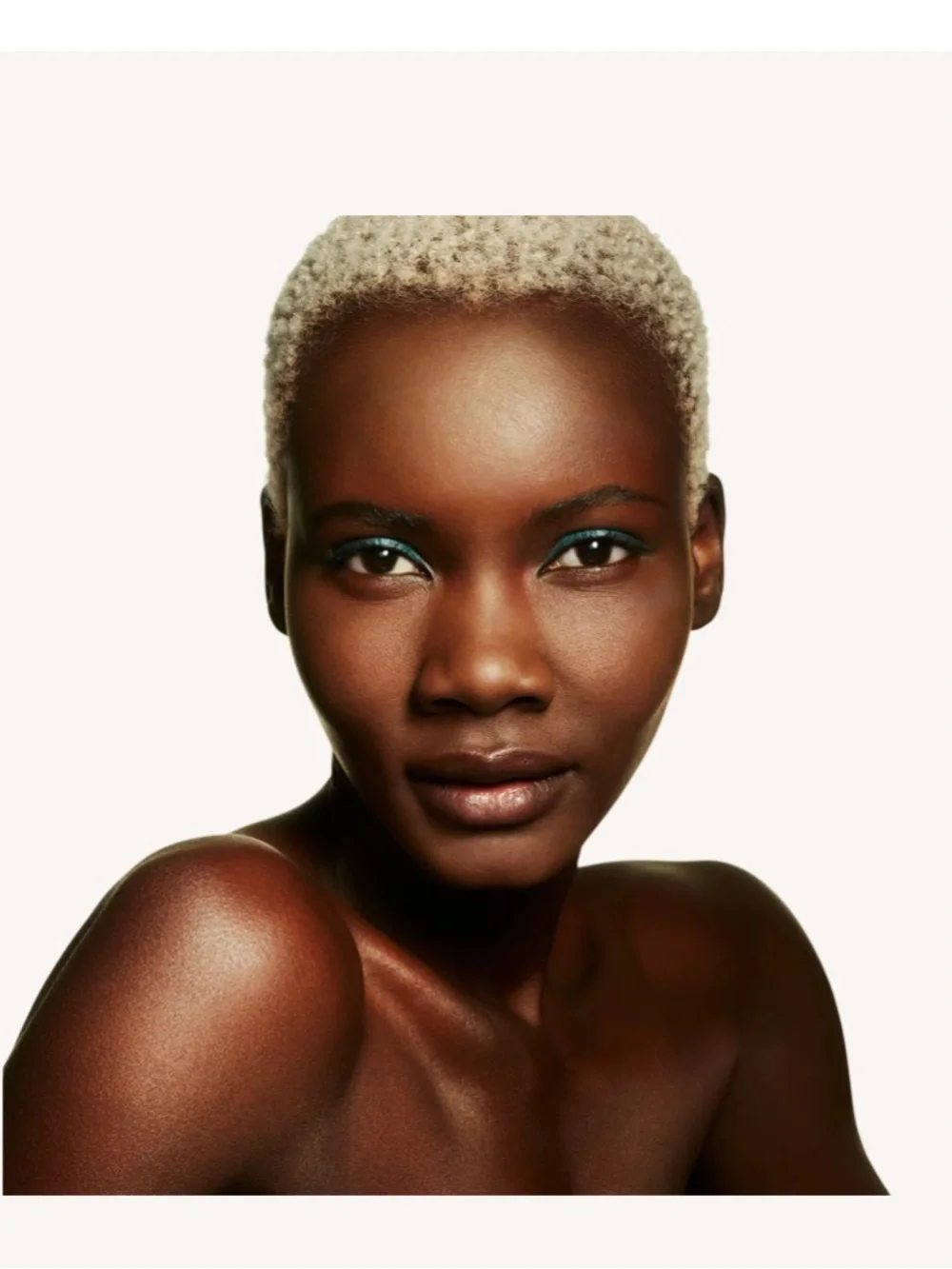 MAC Cosmetics color light